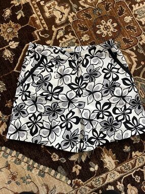 Talbots Black and White Floral stretch Shorts